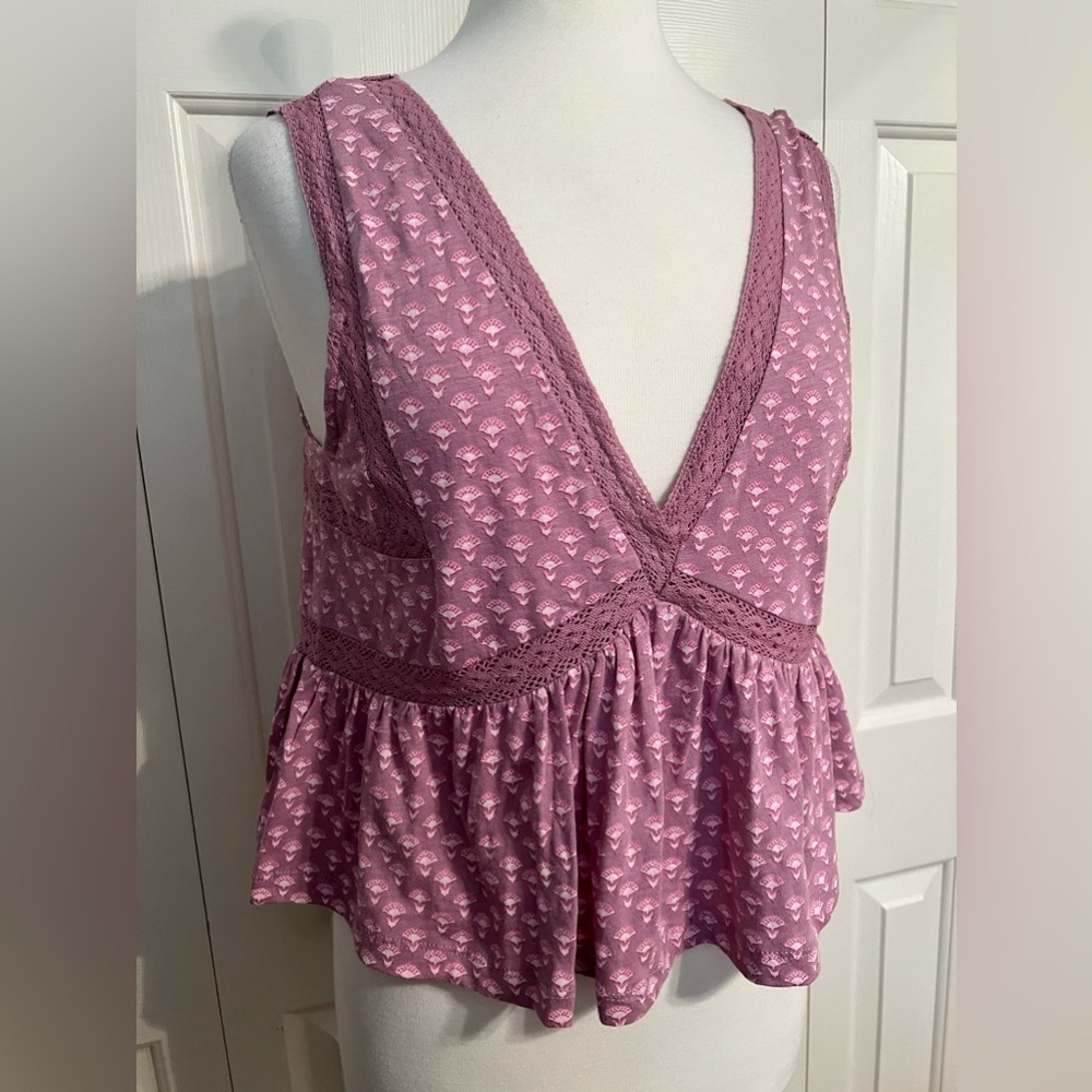 NWT Lucky Brand Women's Geo Lace Trim V-Neck Ruffle Hem Cotton Top Size XS - Picture 5 of 10